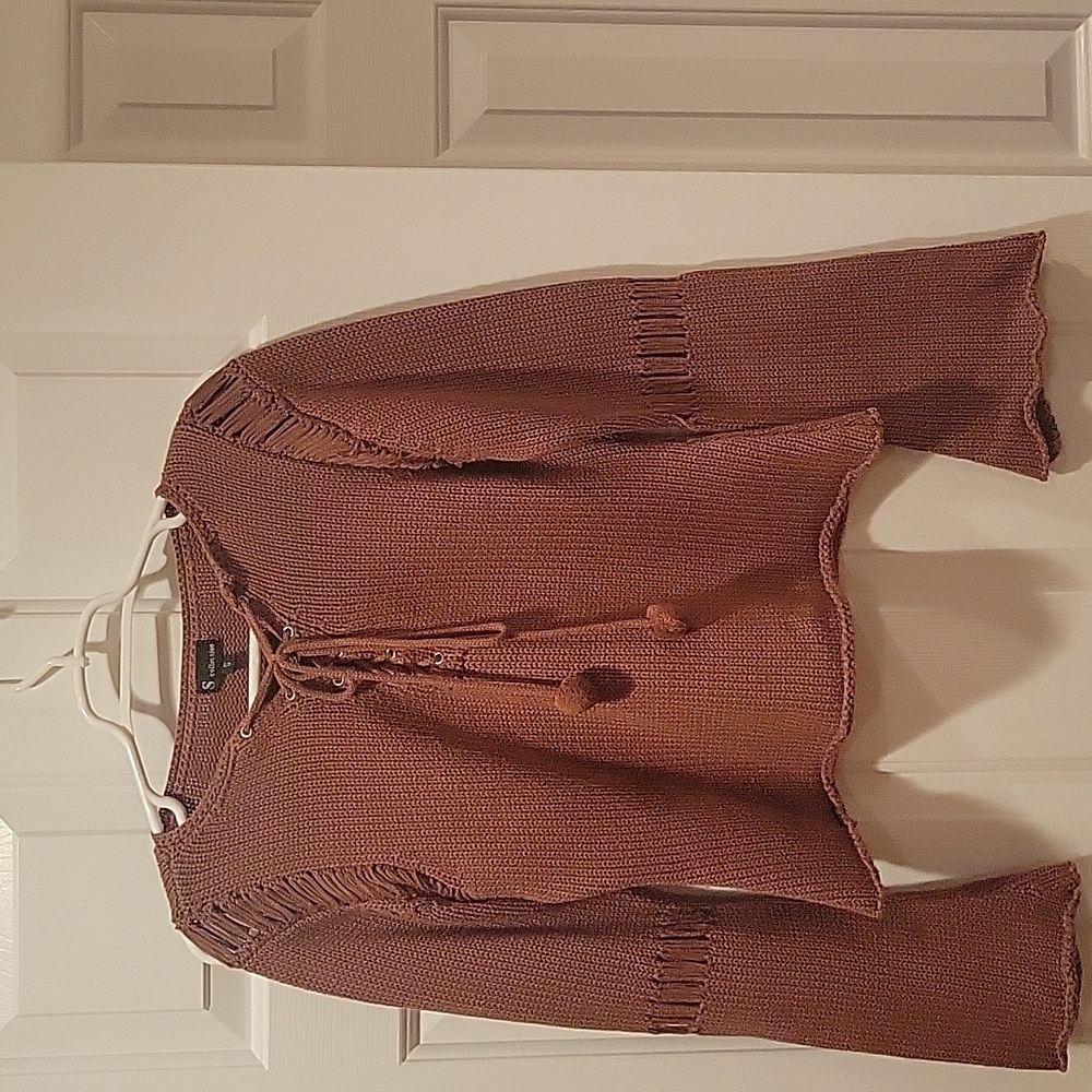 RIbbed, bell-sleeve sweater with a lace-up detail at the front neckline, Cotton
